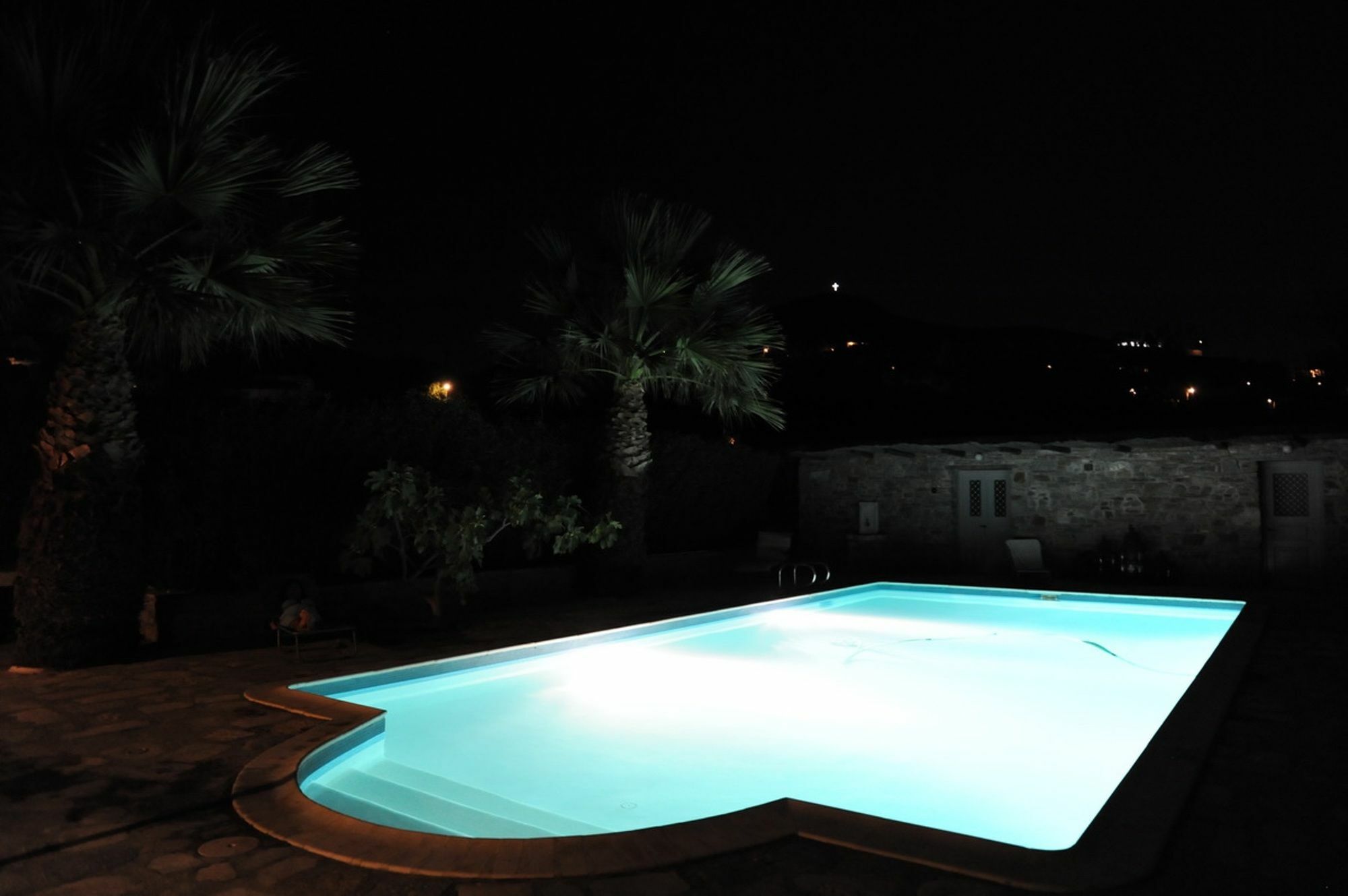 Aristocratic 19Th Century Neo Classical Mansion With Private Pool Finikas  Eksteriør bilde